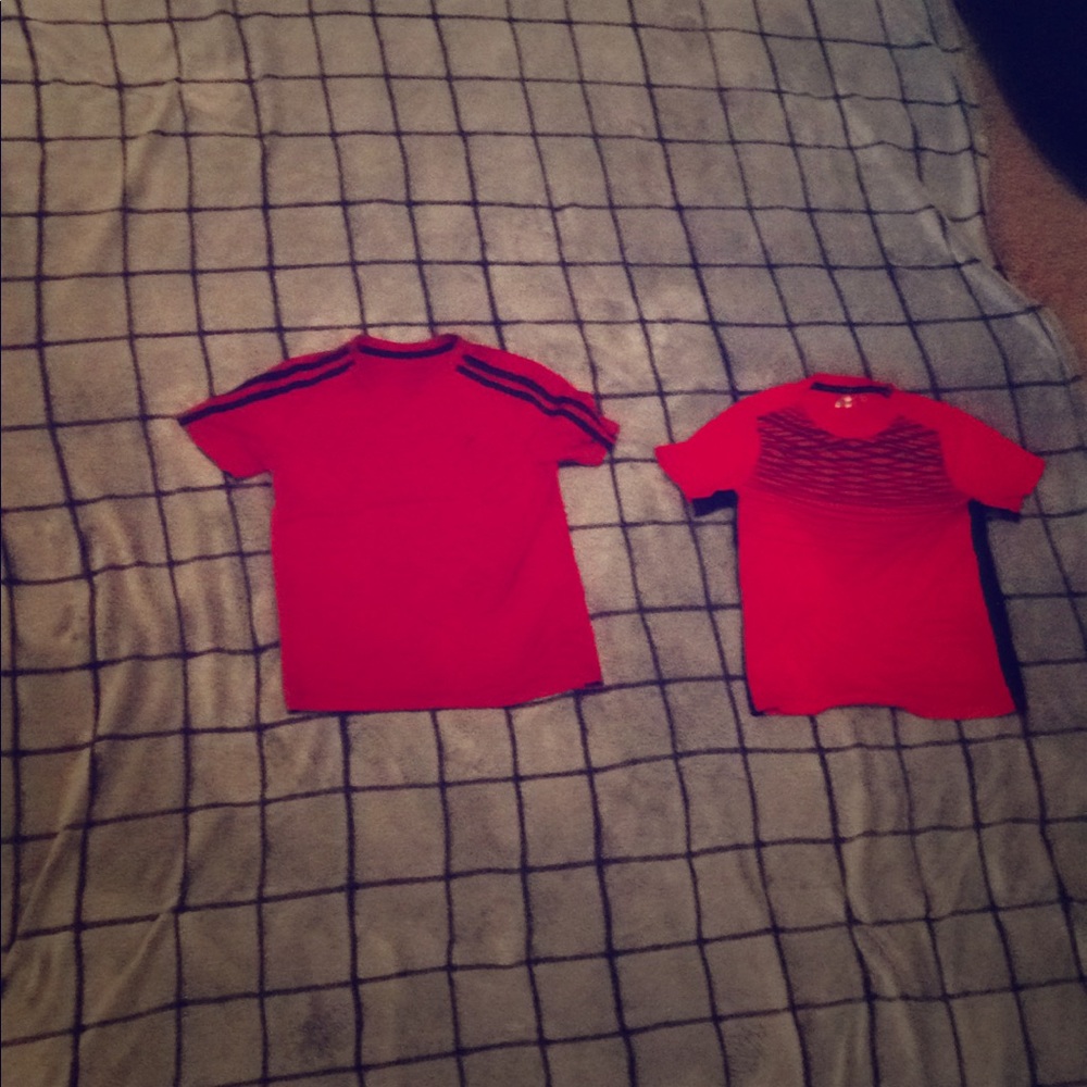 Old navy and Russell t-shirts size 8 and 7